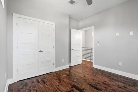 706 Short Kemp Street Austin TX 78741
