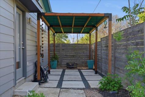 706 Short Kemp Street Austin TX 78741