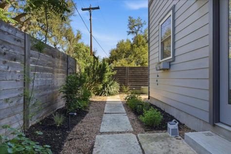 706 Short Kemp Street Austin TX 78741