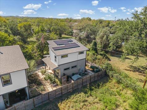 706 Short Kemp Street Austin TX 78741
