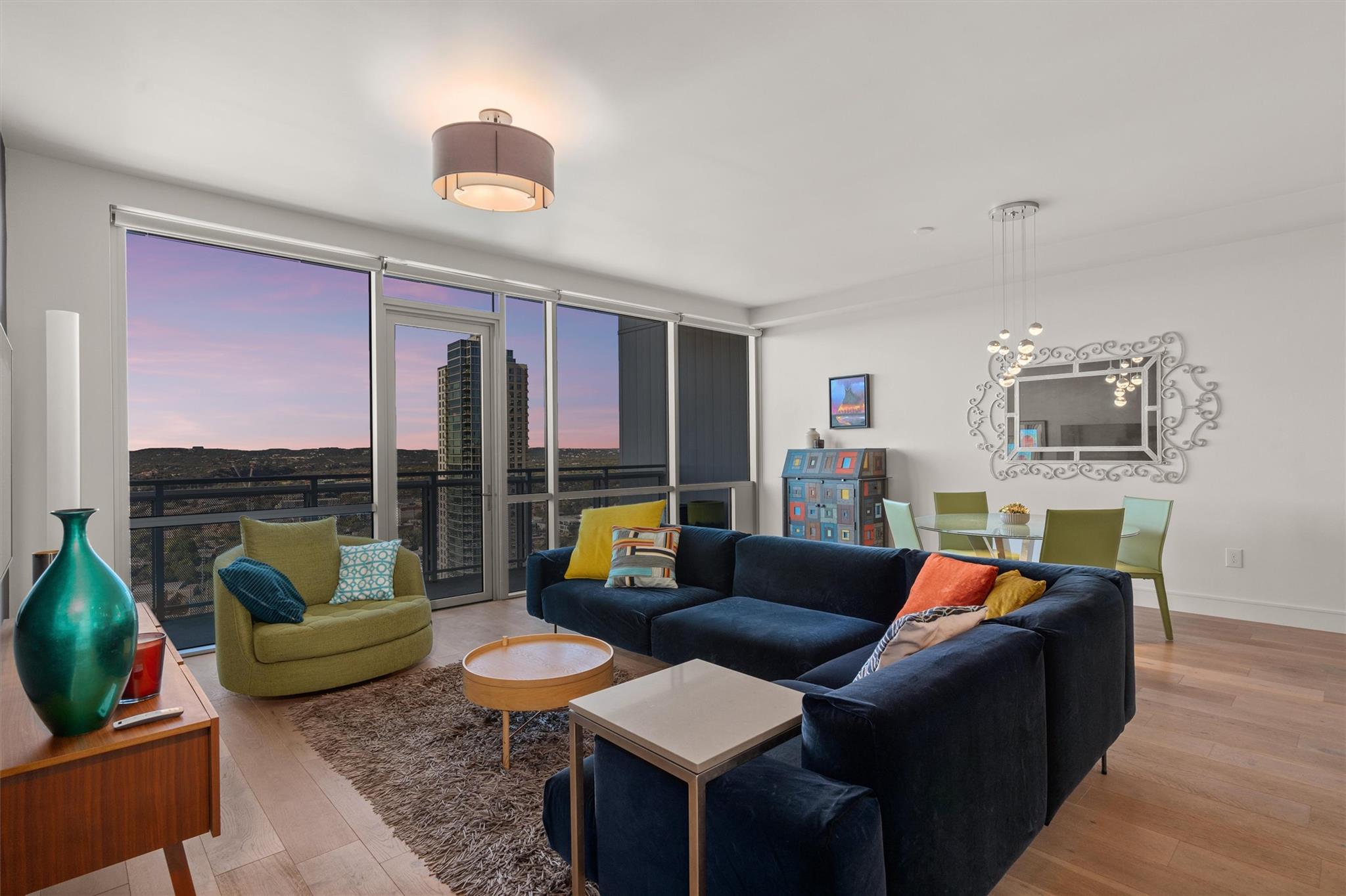 222 West Avenue Austin TX 78701