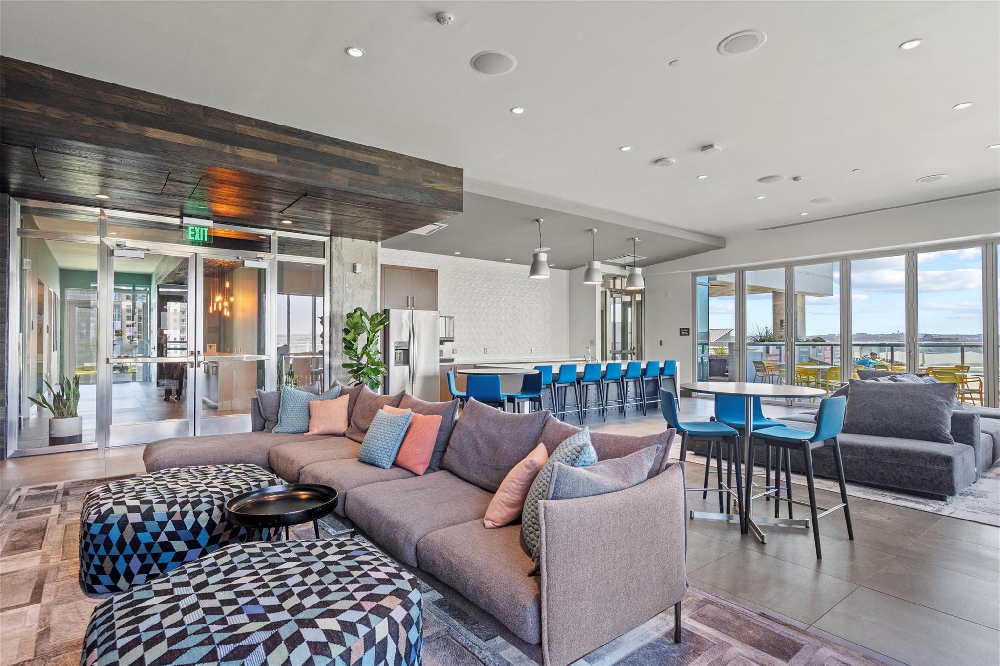 222 West Avenue Austin TX 78701