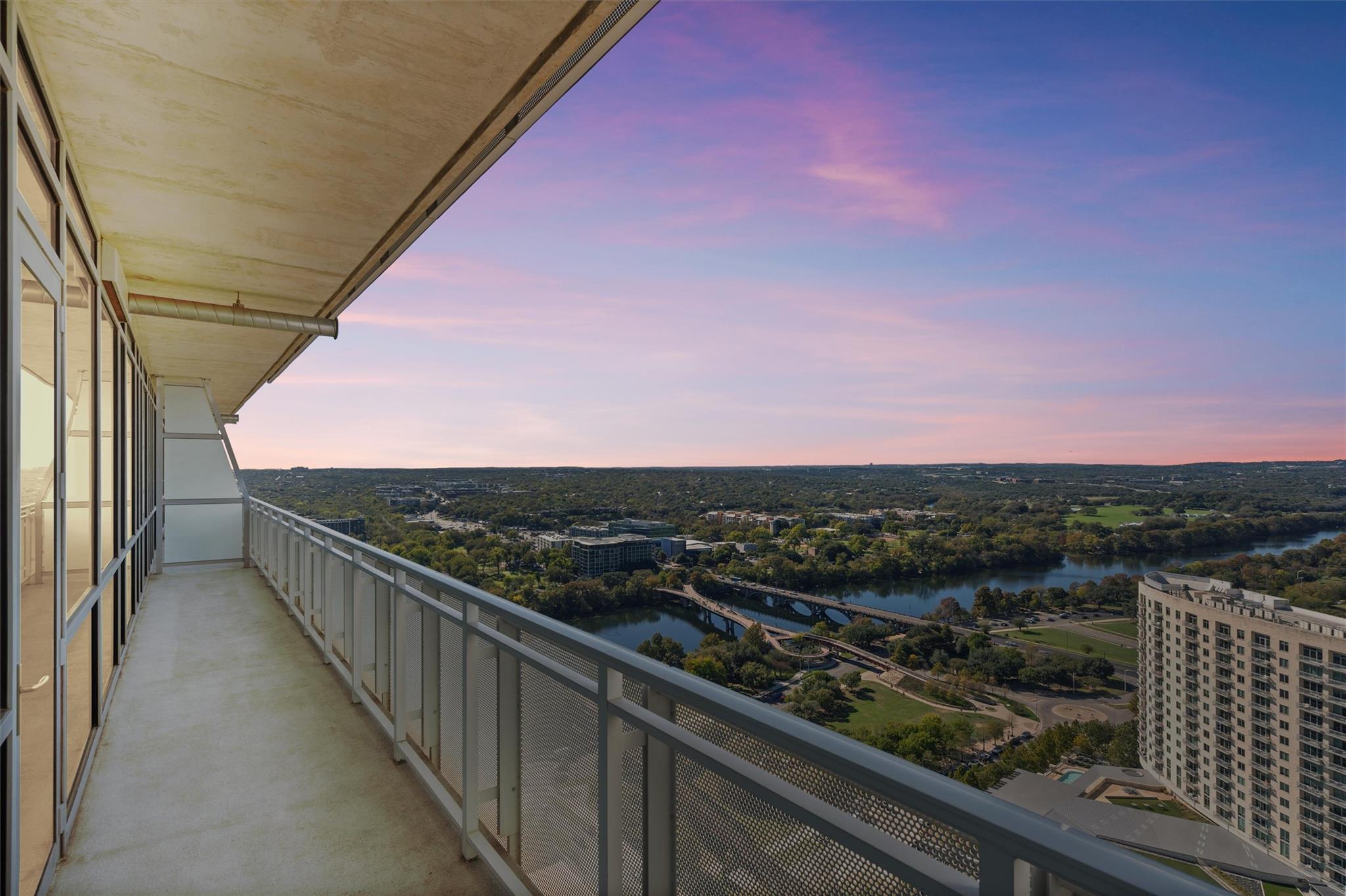 222 West Avenue Austin TX 78701