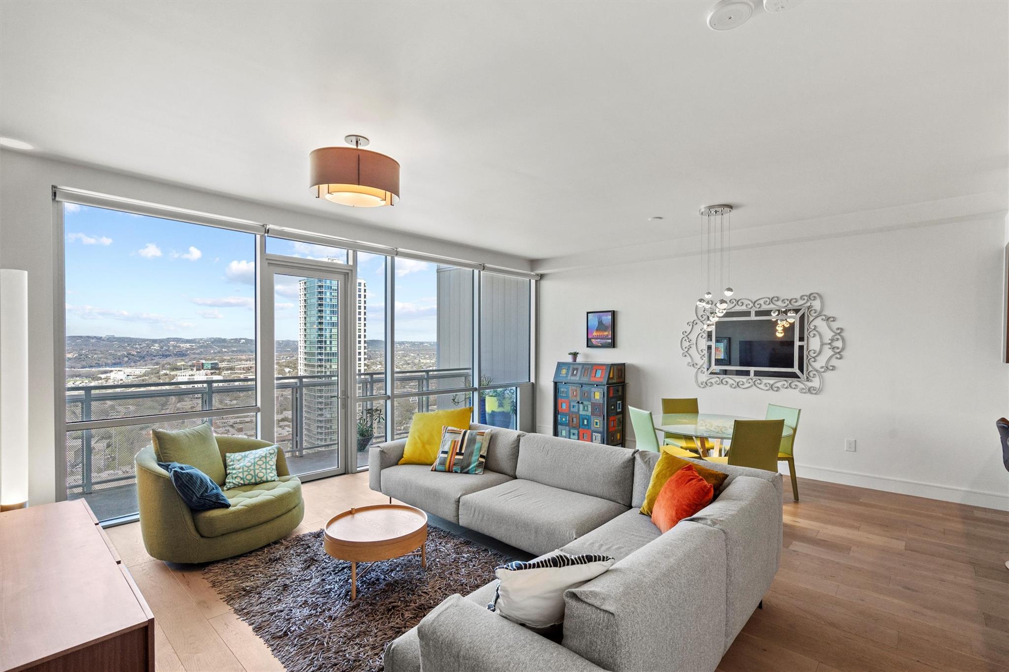 222 West Avenue Austin TX 78701