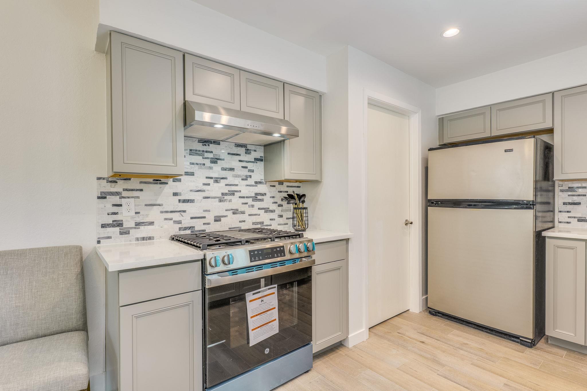 8304 Bradford Edward Cove Austin TX 78759