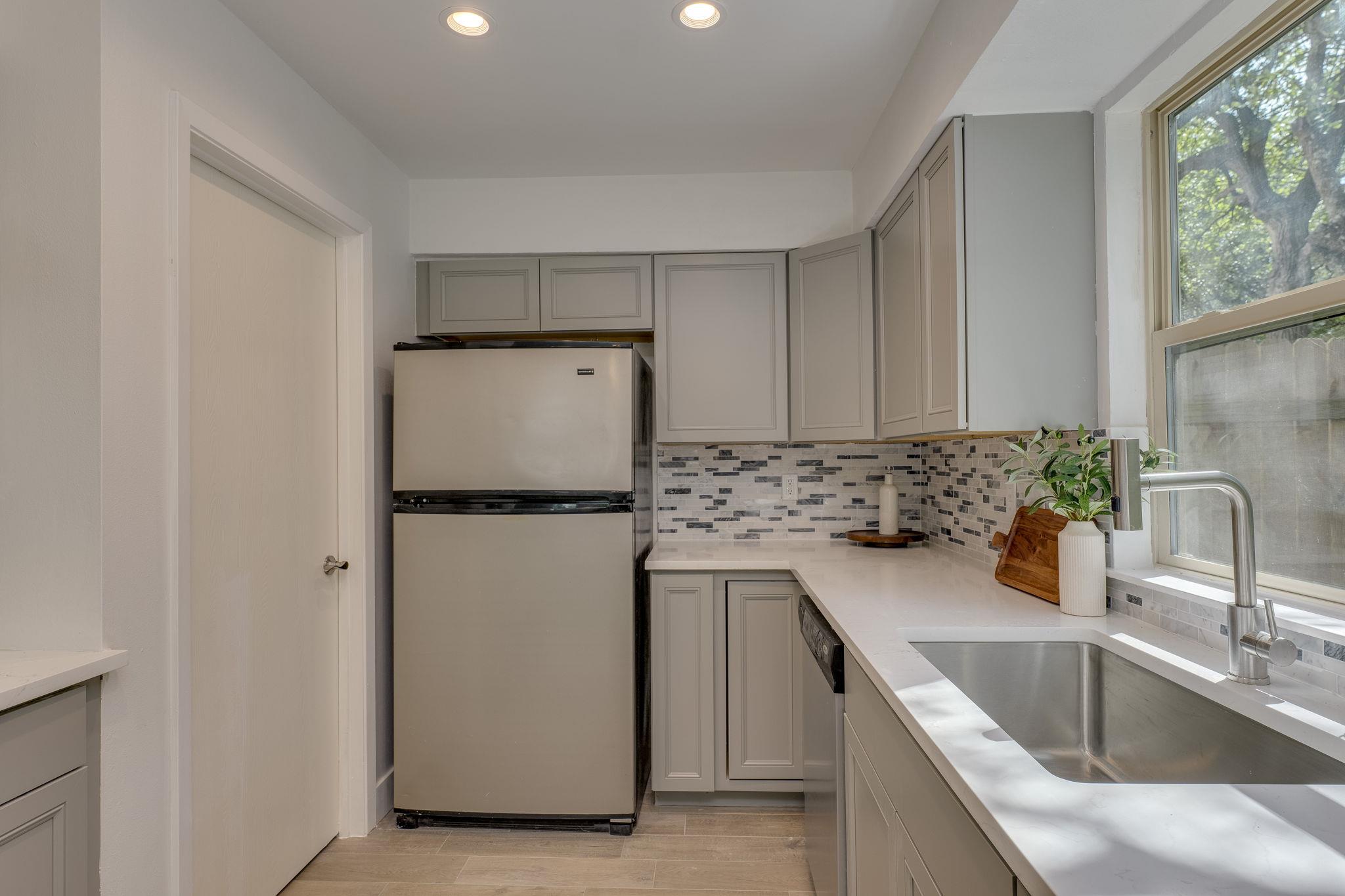8304 Bradford Edward Cove Austin TX 78759