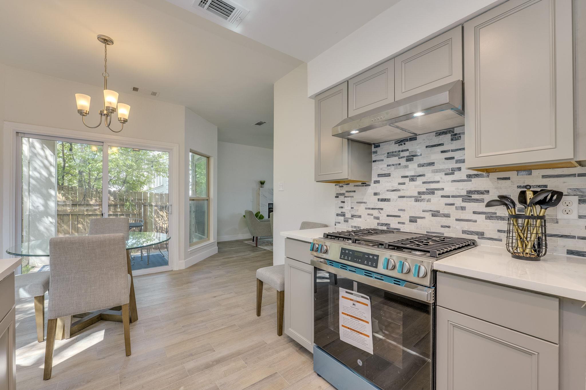8304 Bradford Edward Cove Austin TX 78759