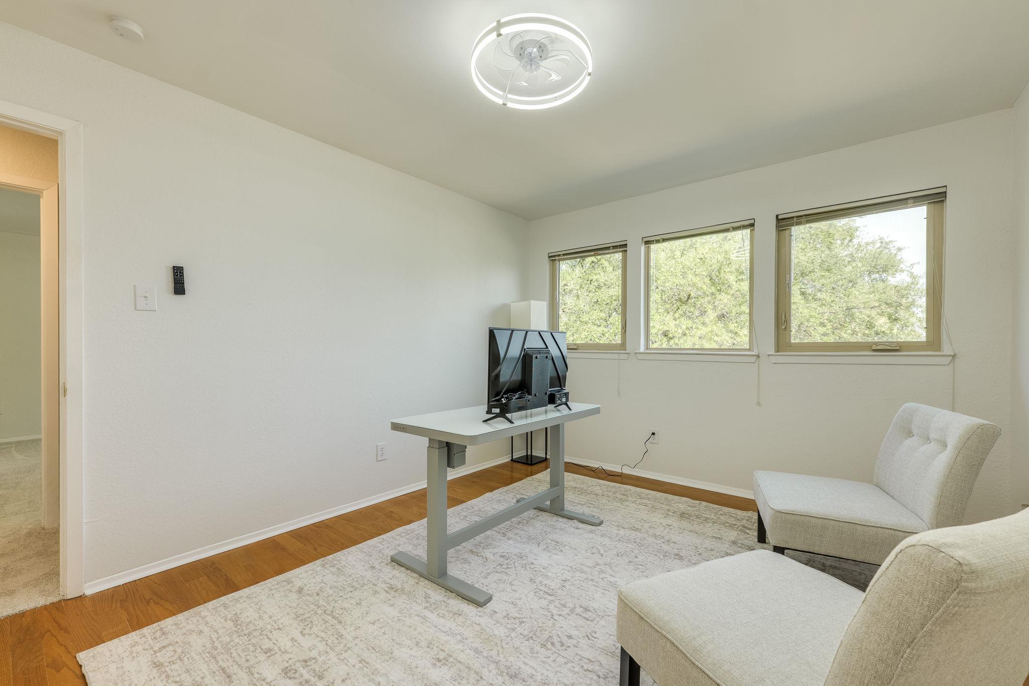 8304 Bradford Edward Cove Austin TX 78759