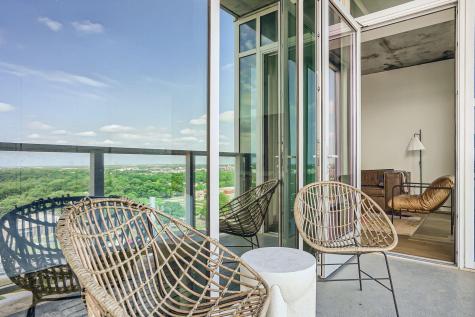48 East Avenue Austin TX 78701
