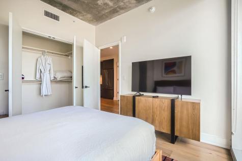 48 East Avenue Austin TX 78701