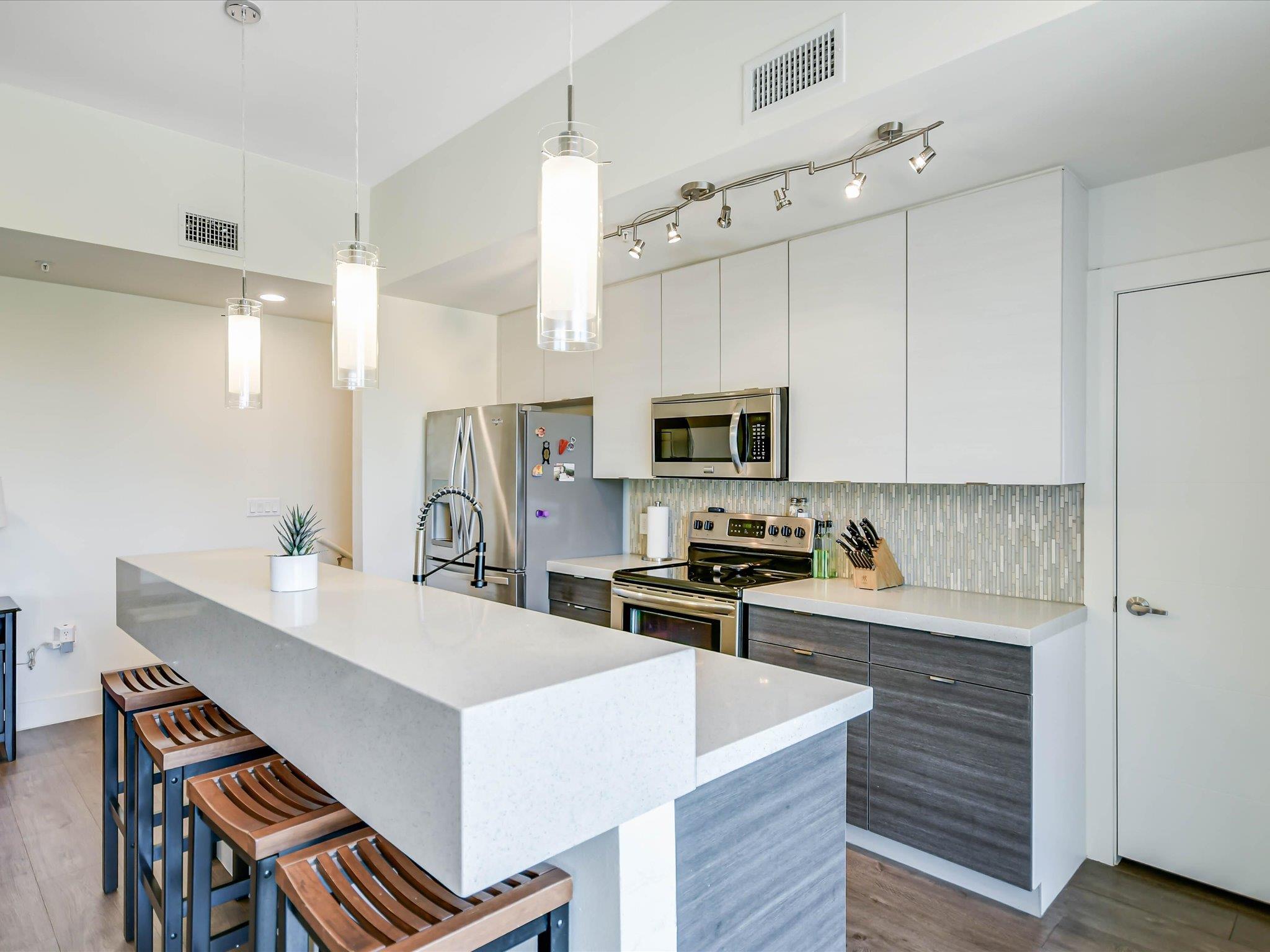 604 N Bluff Drive Austin TX 78745