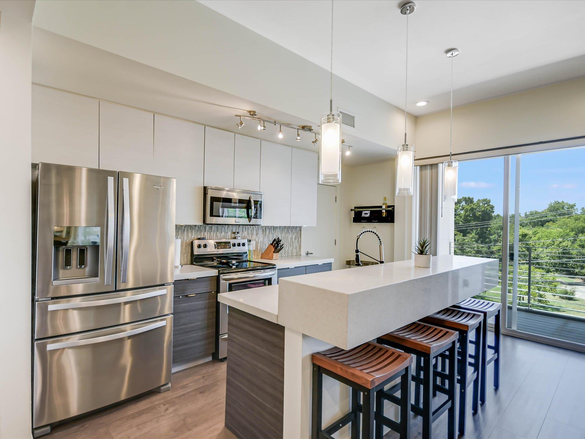 604 N Bluff Drive Austin TX 78745