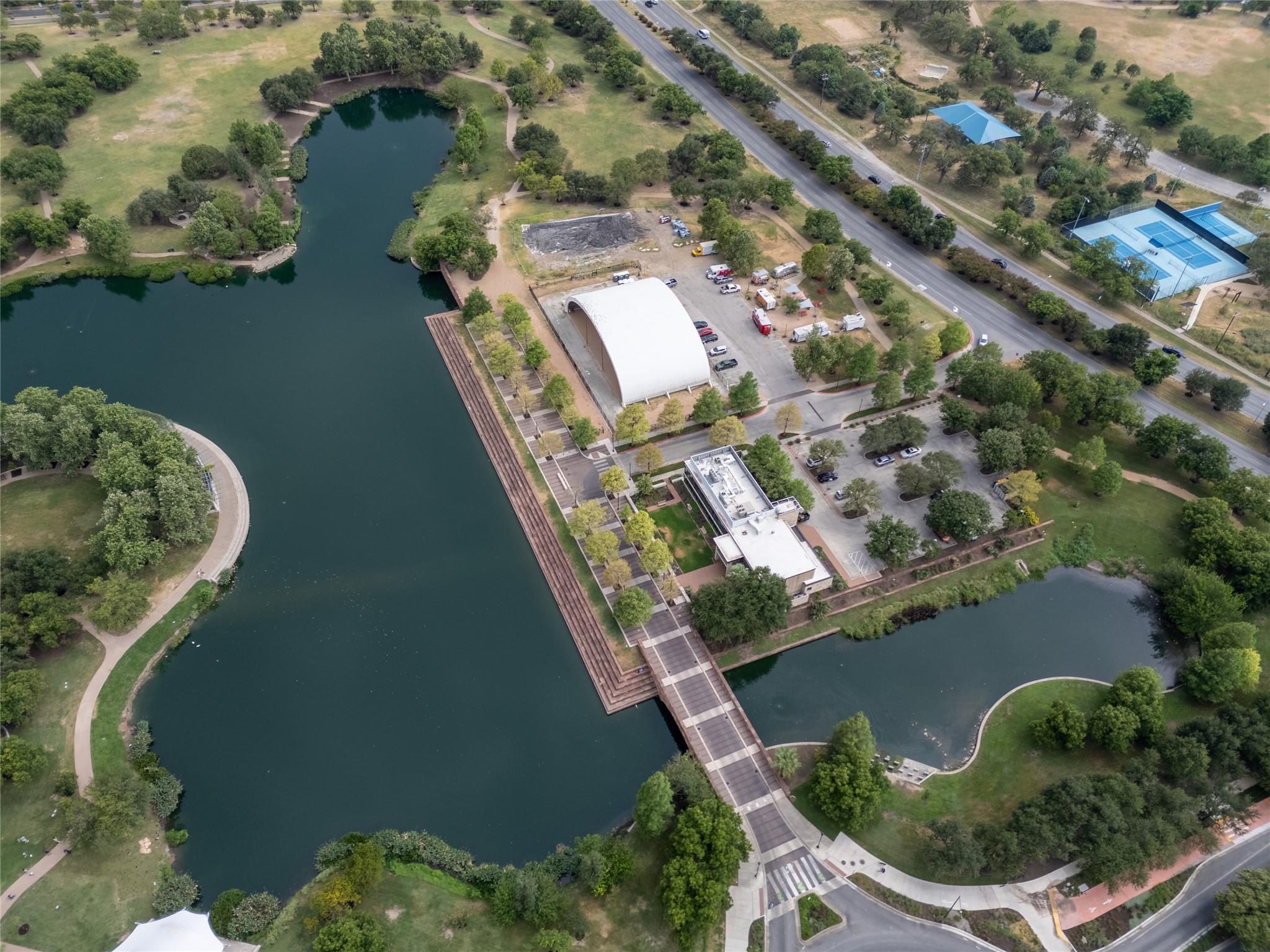 1701 Simond Avenue Austin TX 78723