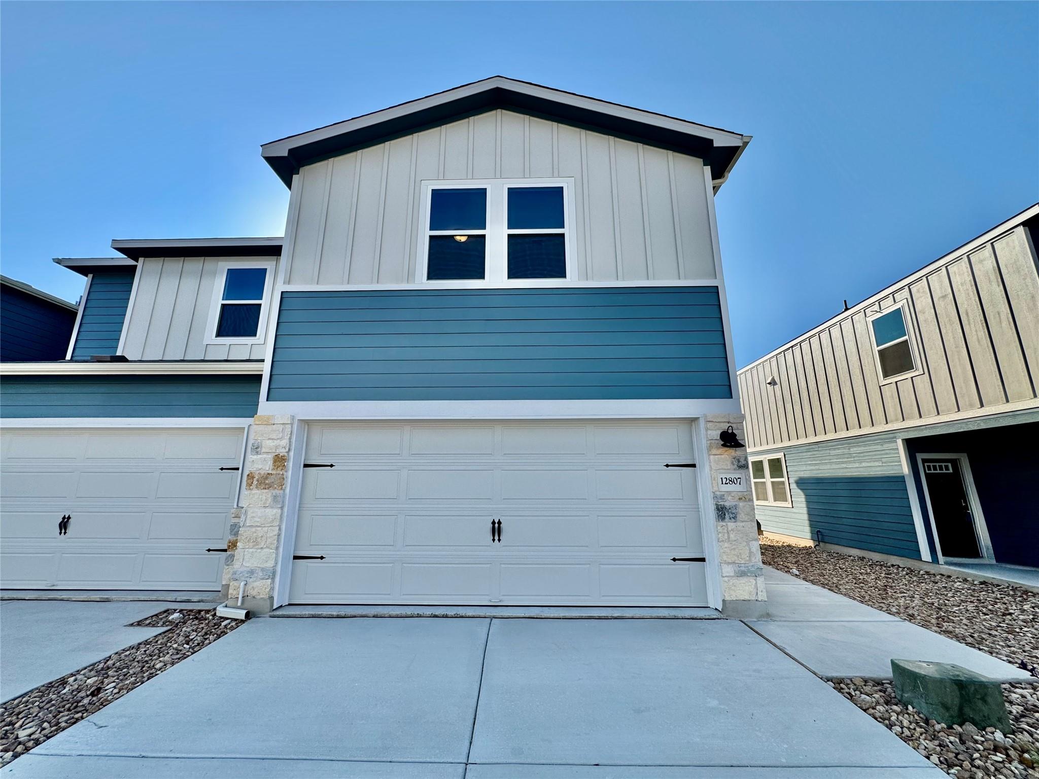 12807 Village Spun Plaza Buda TX 78610