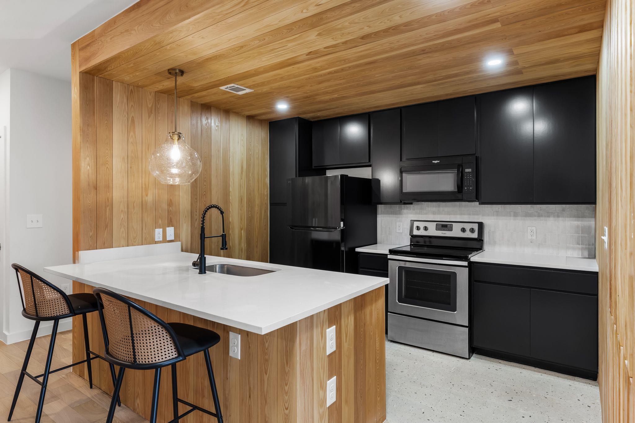 2505 Thornton Road Austin TX 78704