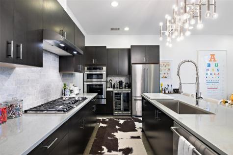 2118 Brackenridge Street Austin TX 78704