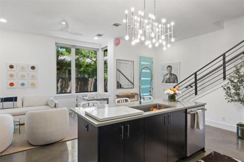2118 Brackenridge Street Austin TX 78704