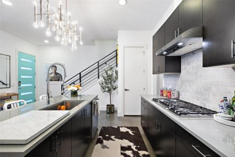 2118 Brackenridge Street Austin TX 78704