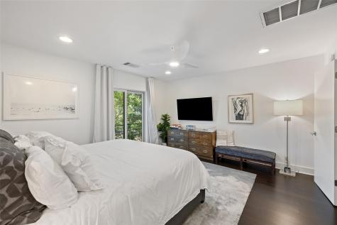2118 Brackenridge Street Austin TX 78704