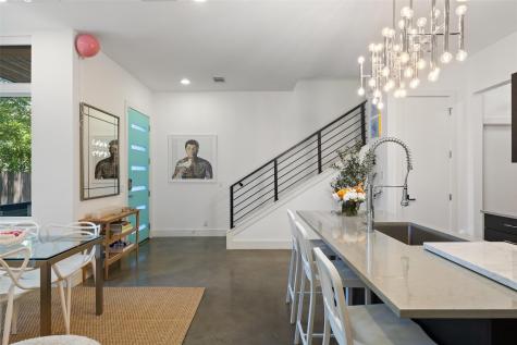 2118 Brackenridge Street Austin TX 78704