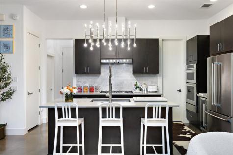 2118 Brackenridge Street Austin TX 78704
