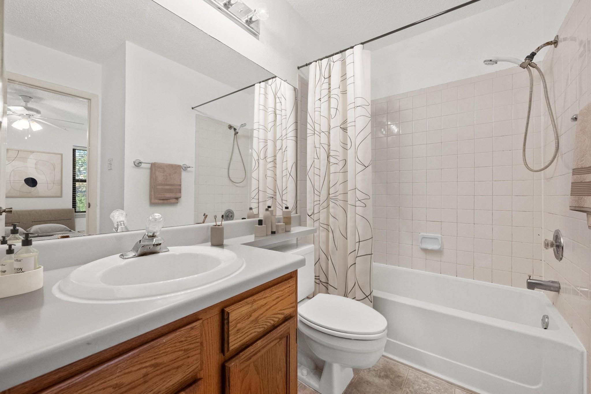 11901 Swearingen Drive Austin TX 78758
