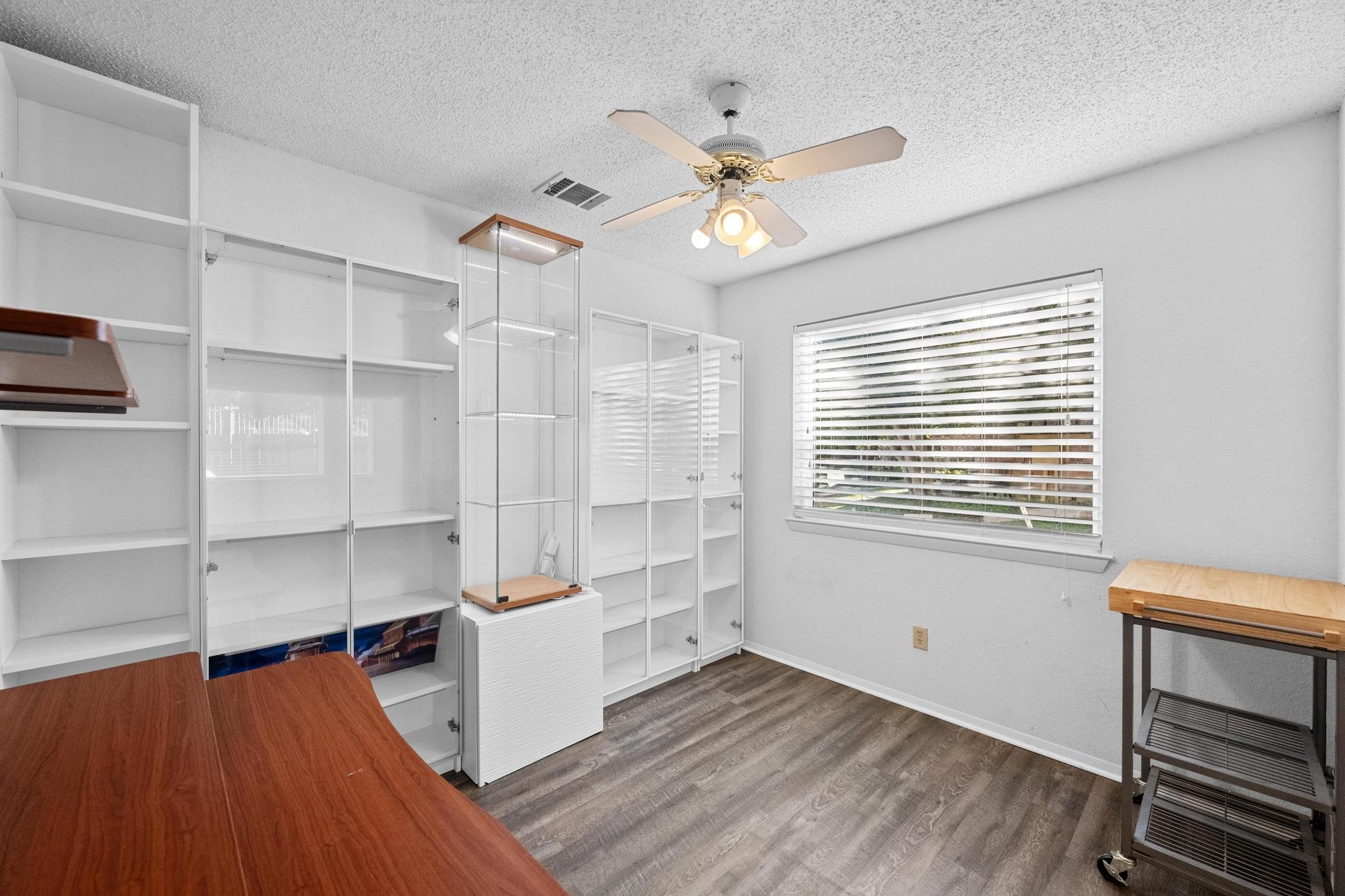 11901 Swearingen Drive Austin TX 78758