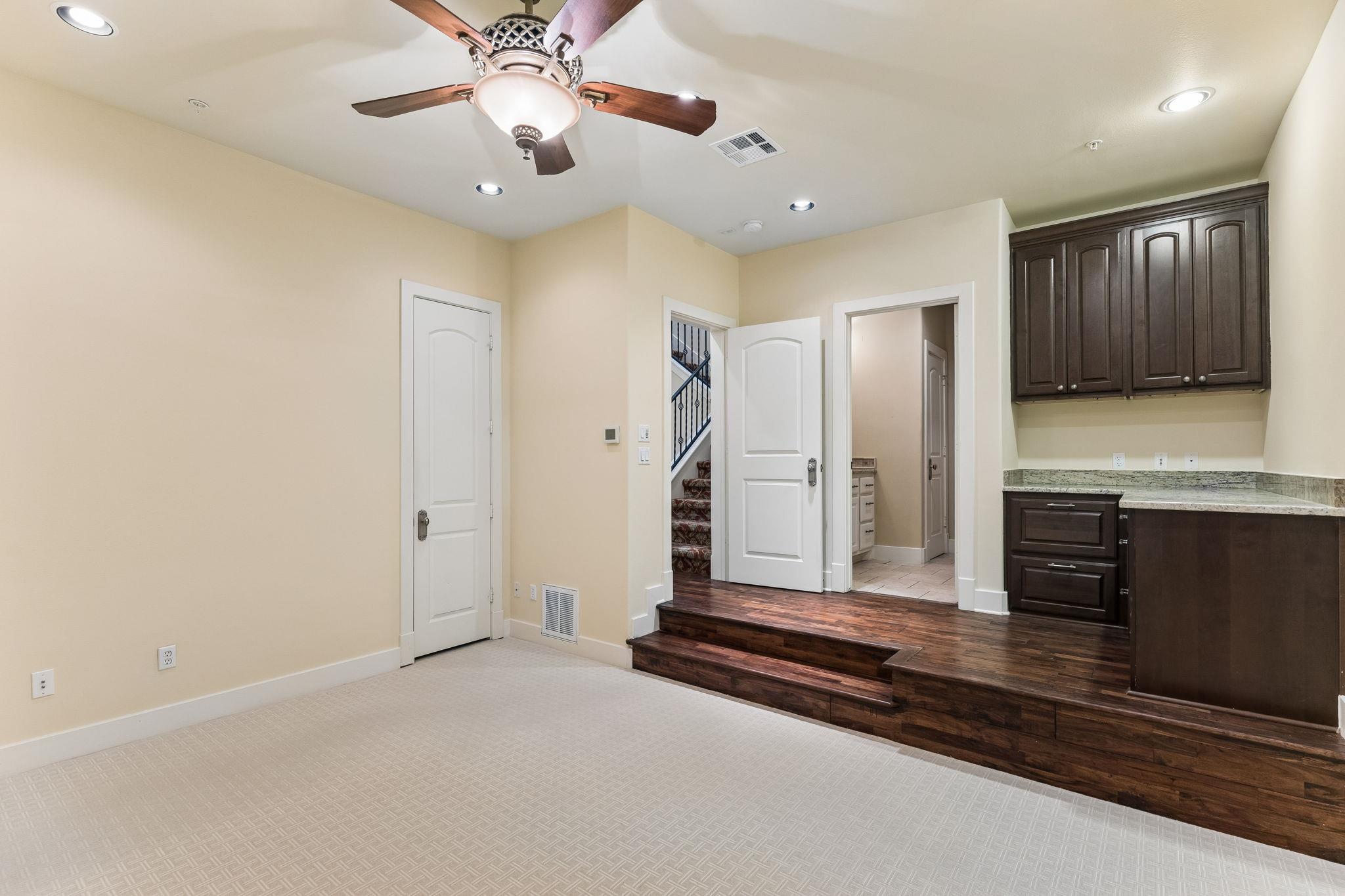 1529 Barton Springs Road Austin TX 78704