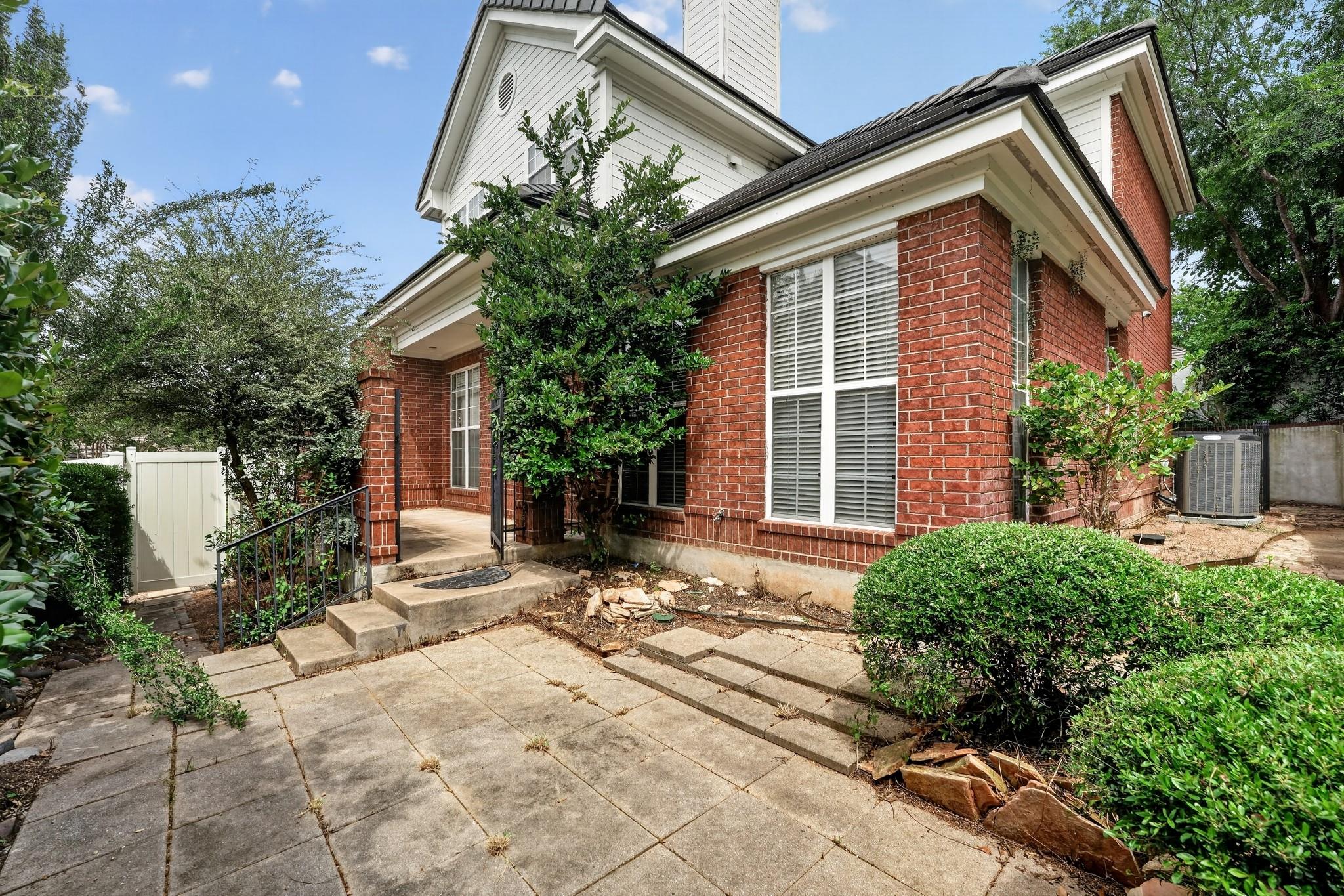 4010 Long Champ Drive Austin TX 78746