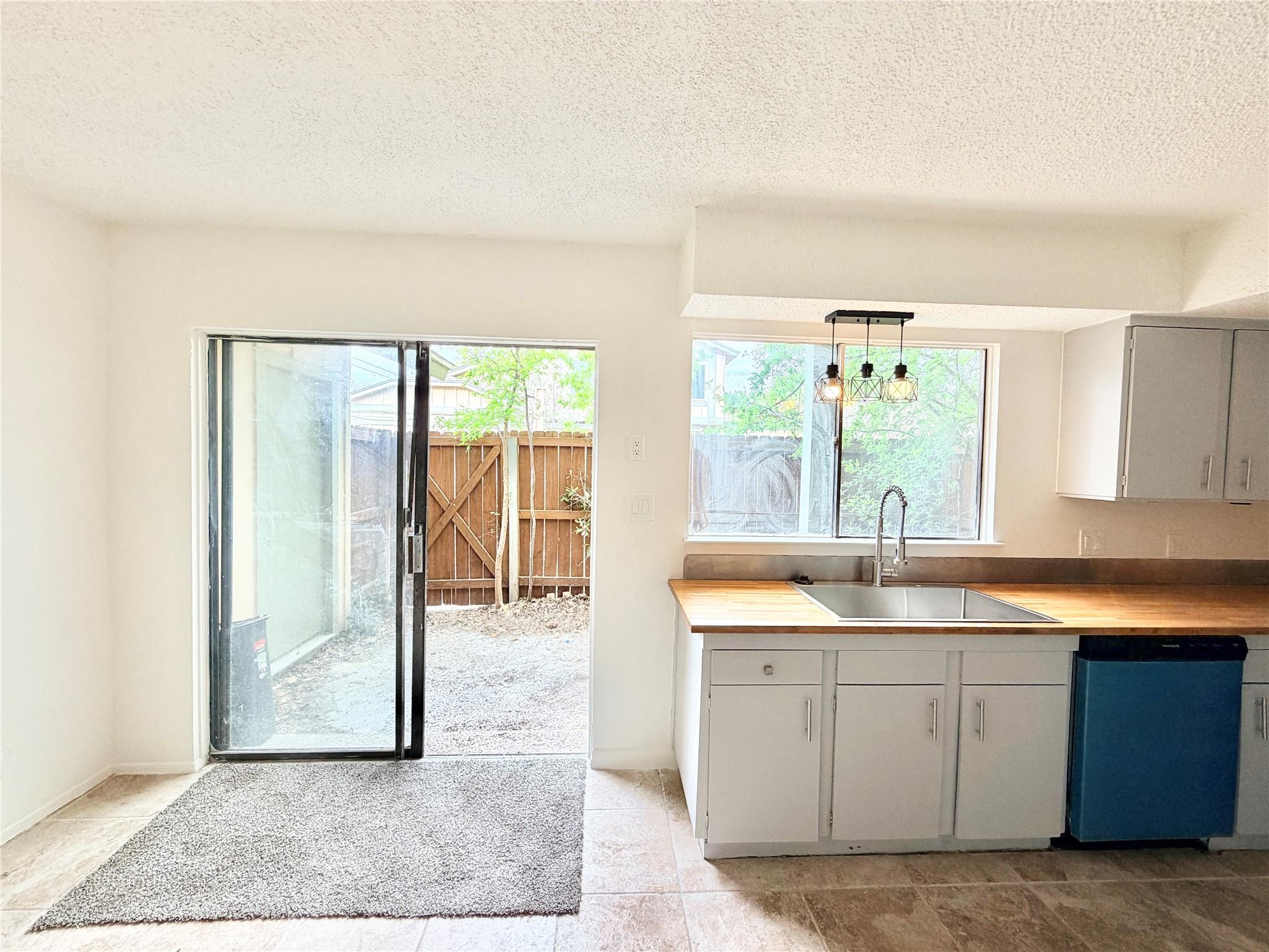 9623 Covey Ridge Lane Austin TX 78758