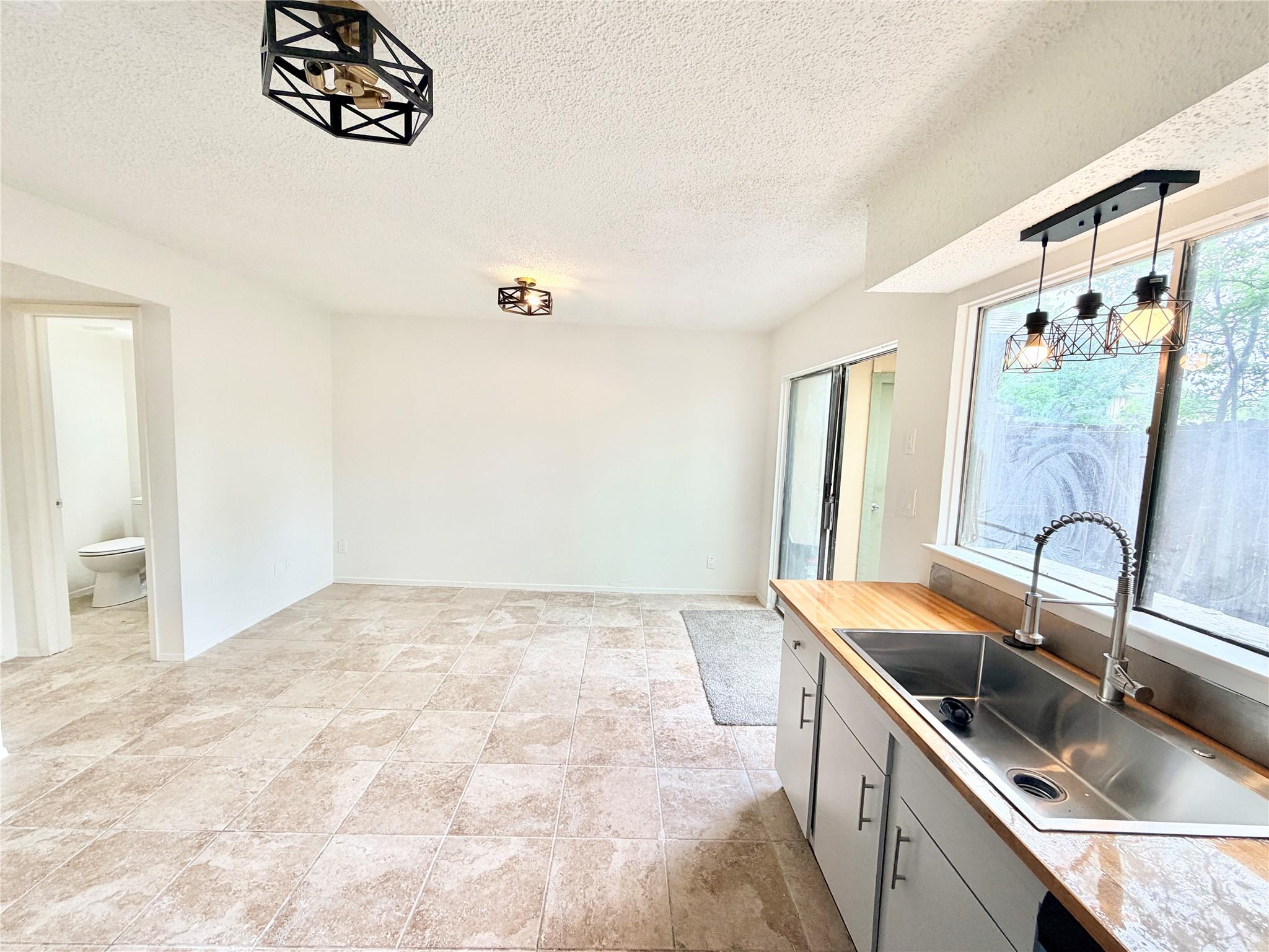 9623 Covey Ridge Lane Austin TX 78758