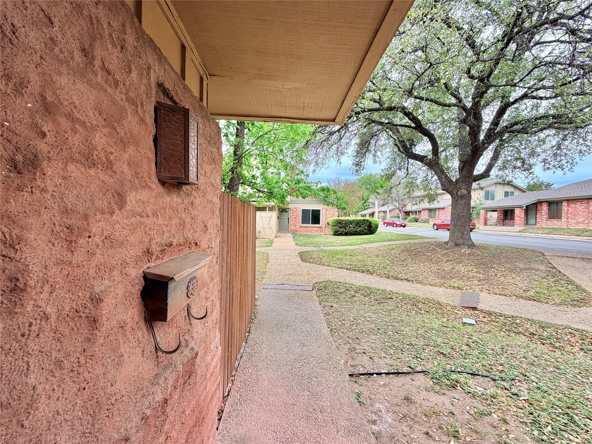 9623 Covey Ridge Lane Austin TX 78758