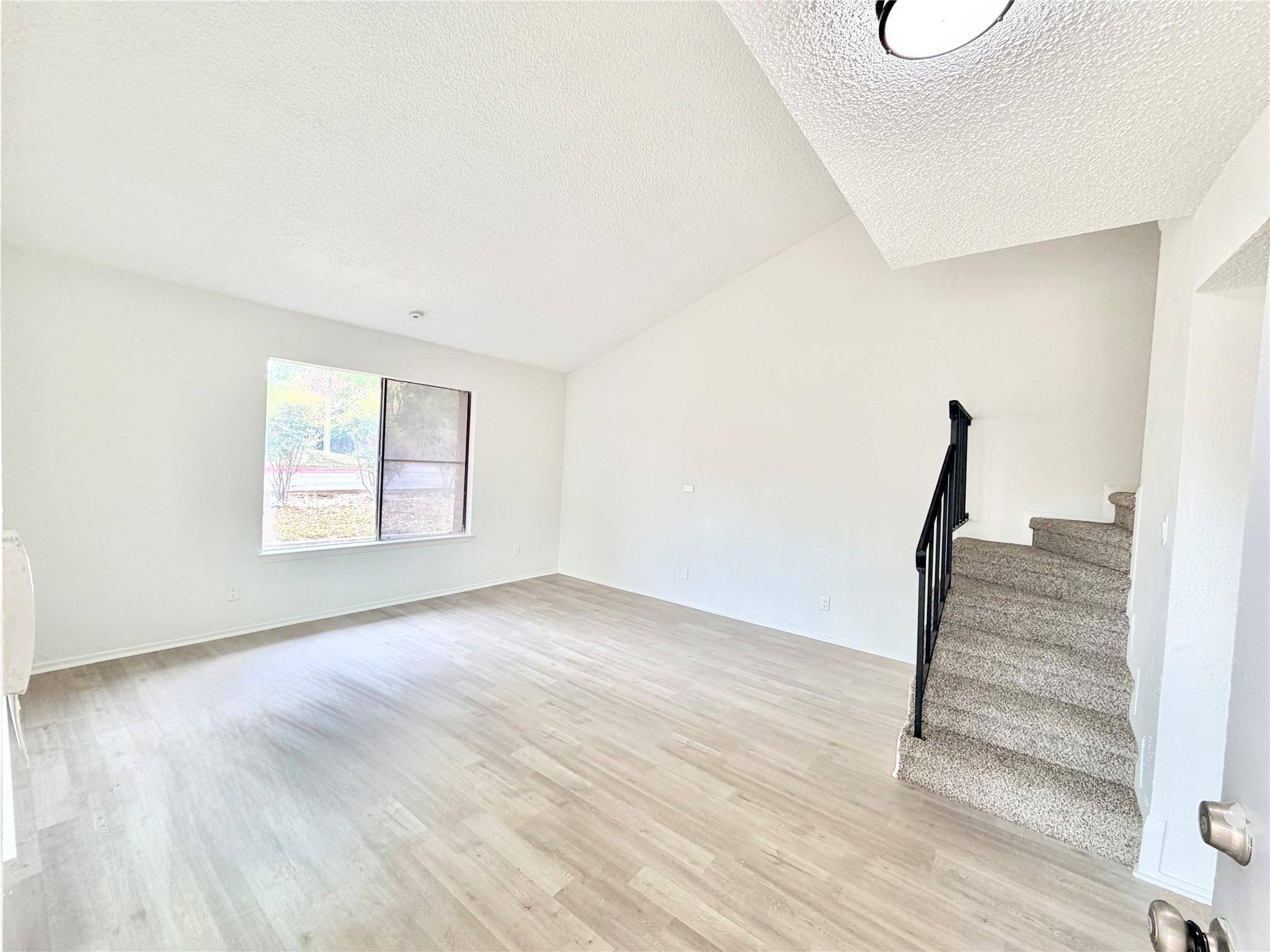 9623 Covey Ridge Lane Austin TX 78758