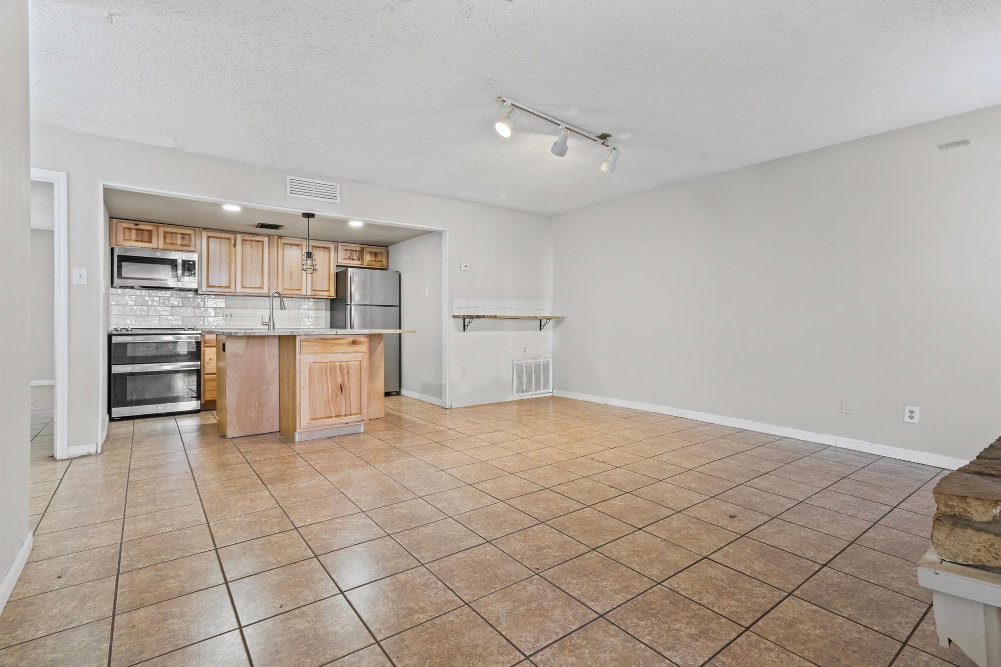 24 Marina Circle Wimberley TX 78676