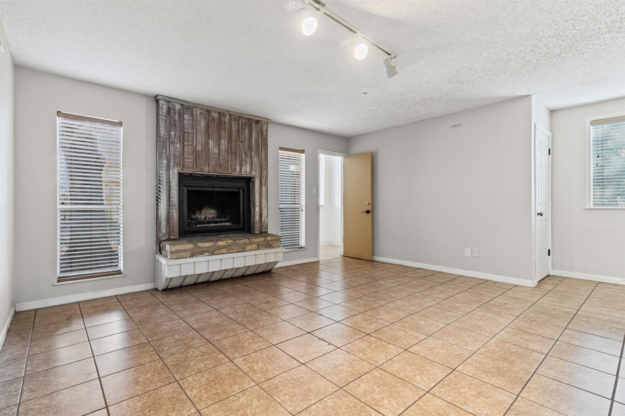 24 Marina Circle Wimberley TX 78676