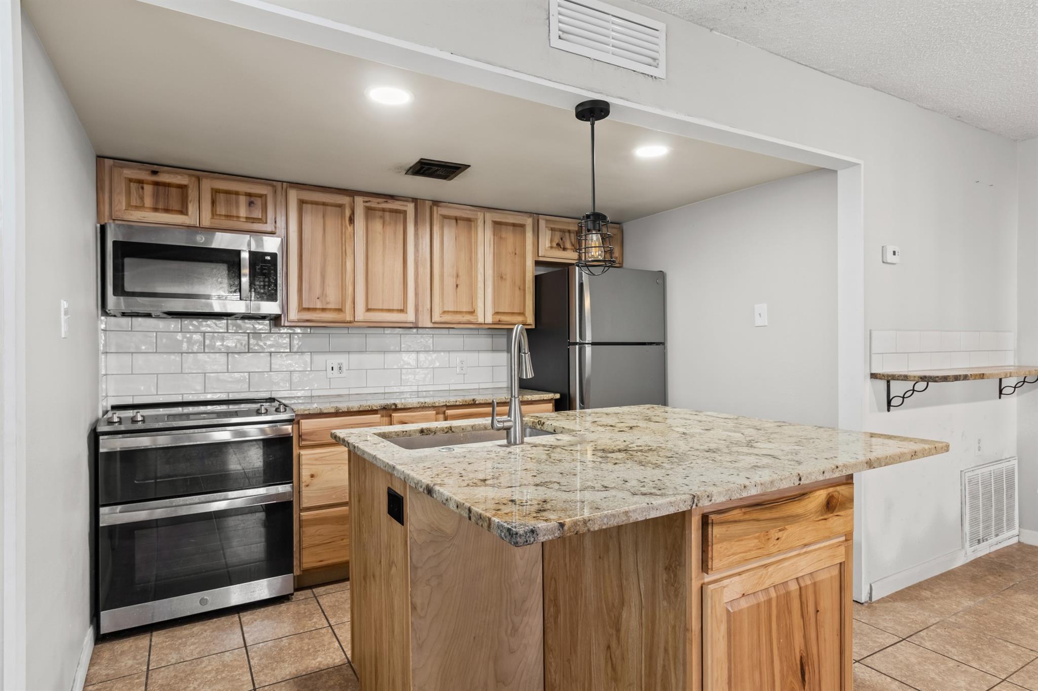 24 Marina Circle Wimberley TX 78676