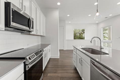 2050 Lohmans Spur Road Lakeway TX 78734