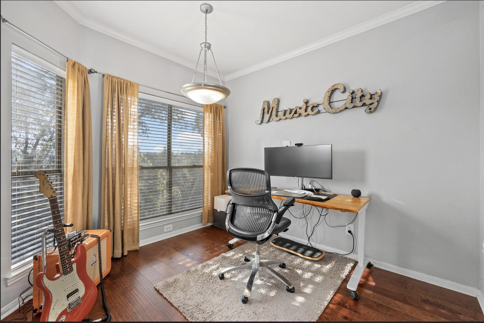 6000 Shepherd Mountain Cove Austin TX 78730
