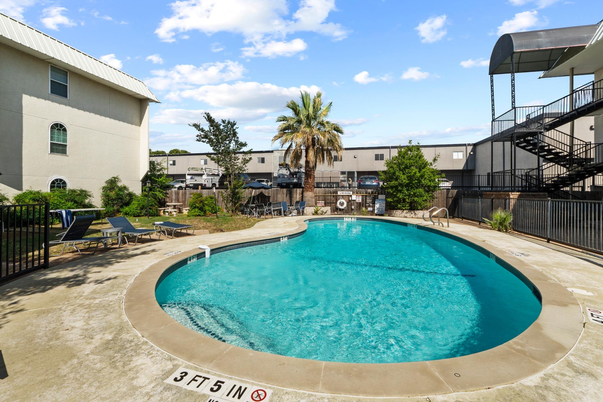 910 Duncan Lane Austin TX 78705