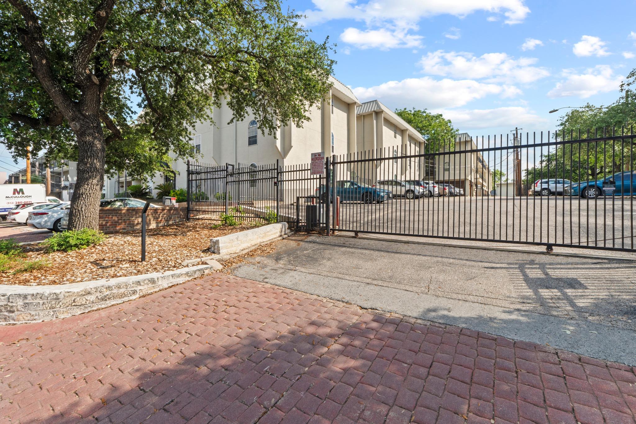910 Duncan Lane Austin TX 78705