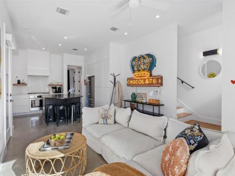 512 Sacramento Drive Austin TX 78704