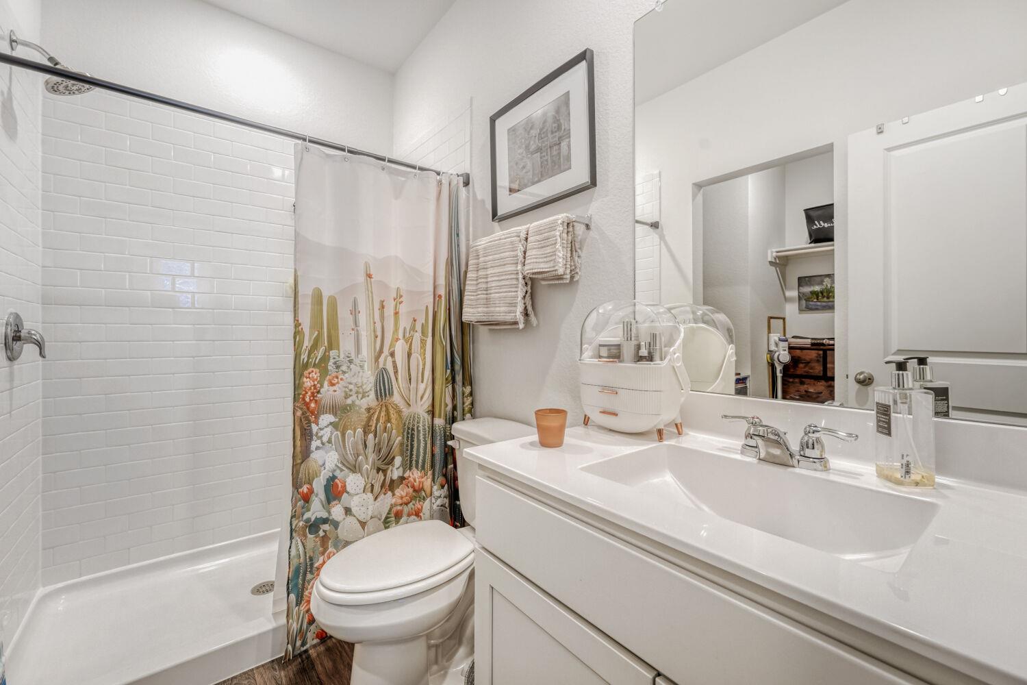 549 Arnold Loop Kyle TX 78640