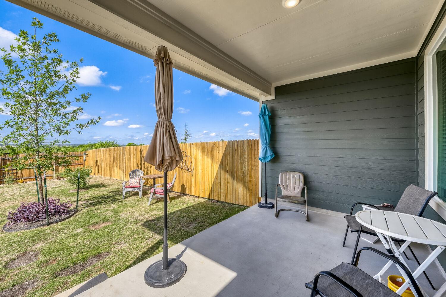 549 Arnold Loop Kyle TX 78640