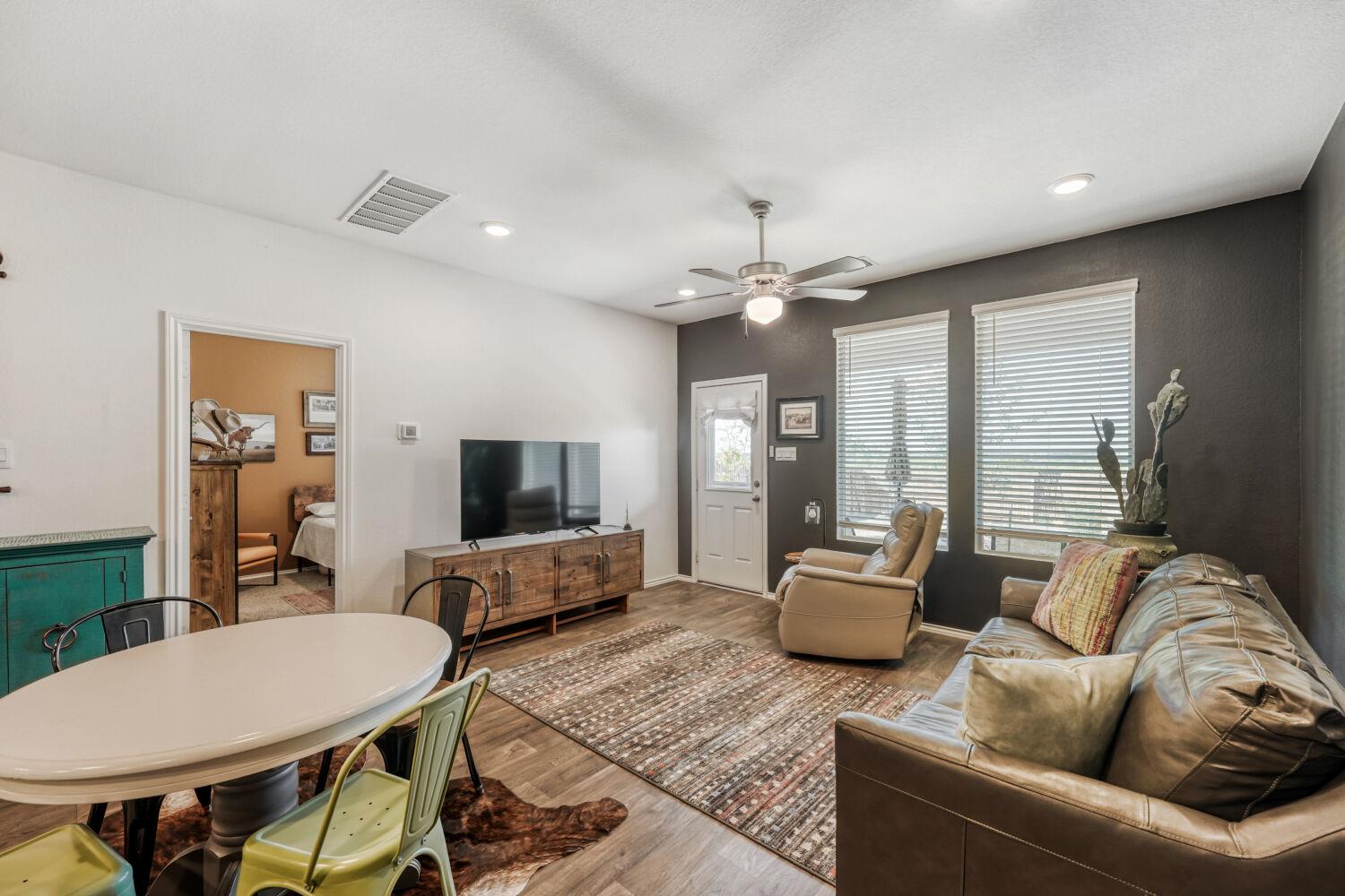 549 Arnold Loop Kyle TX 78640