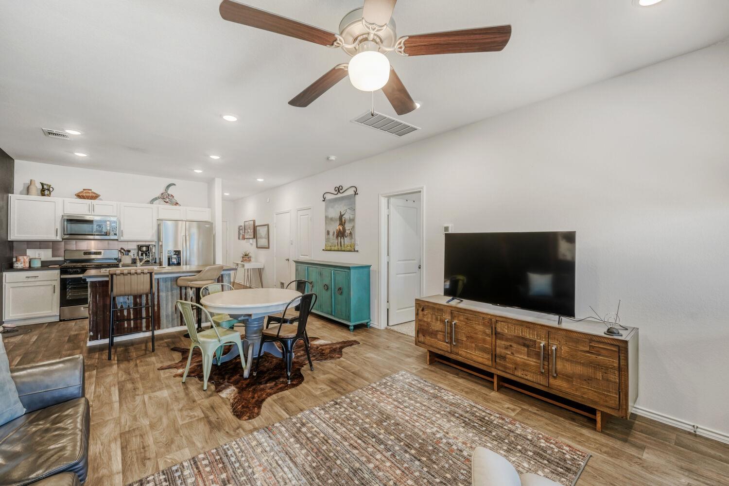 549 Arnold Loop Kyle TX 78640