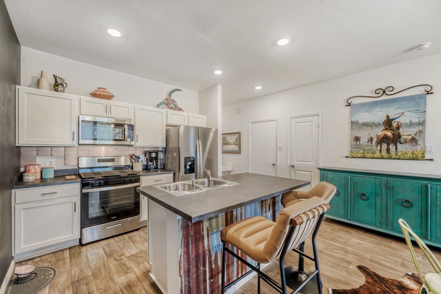 549 Arnold Loop Kyle TX 78640