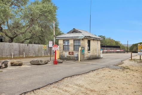 1226 Cougar Drive Canyon Lake TX 78133