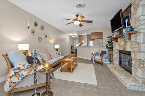 1226 Cougar Drive Canyon Lake TX 78133