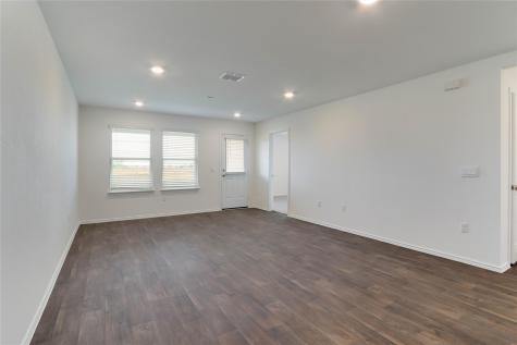 15105 -a Afleet Alex Street Manor TX 78653