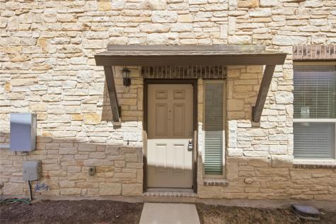 2105 Town Centre Drive Round Rock TX 78664